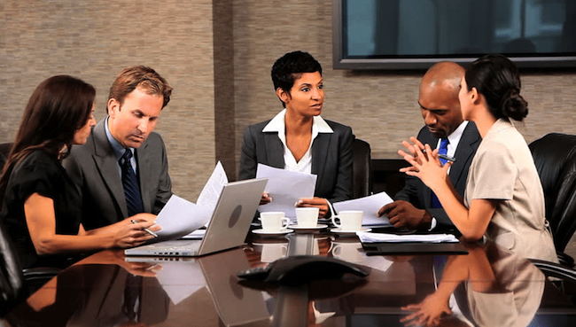 Actividades de accionistas en cargos intragrupo